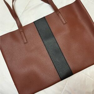 BRAND NEW Vince Camuto Leather Tote!!